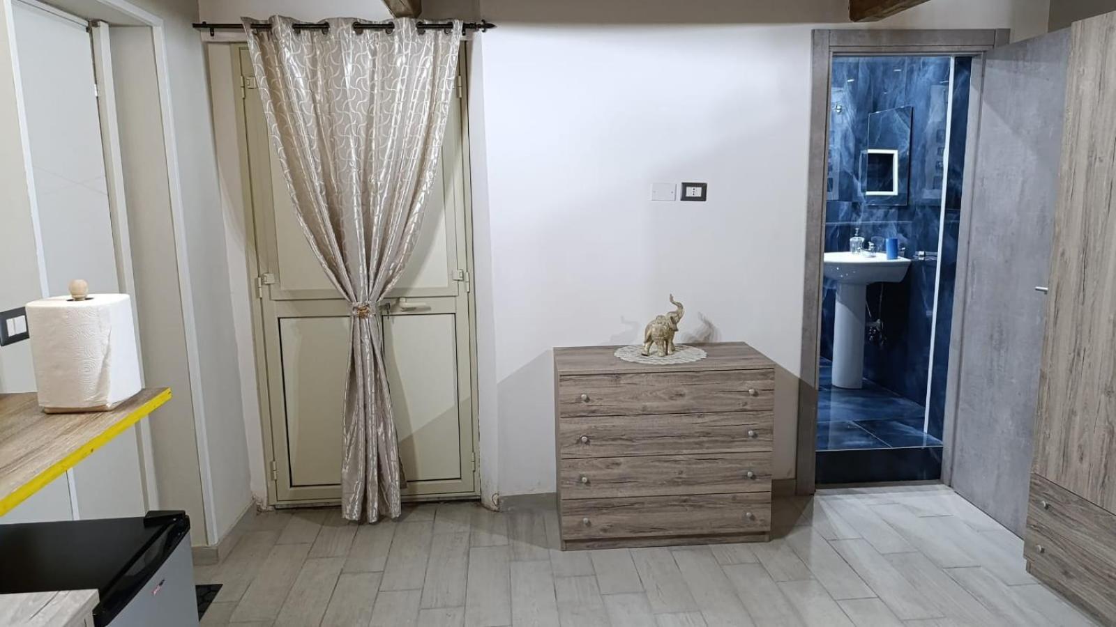Hotel Porta Garibaldi 1 Katania Zewnętrze zdjęcie